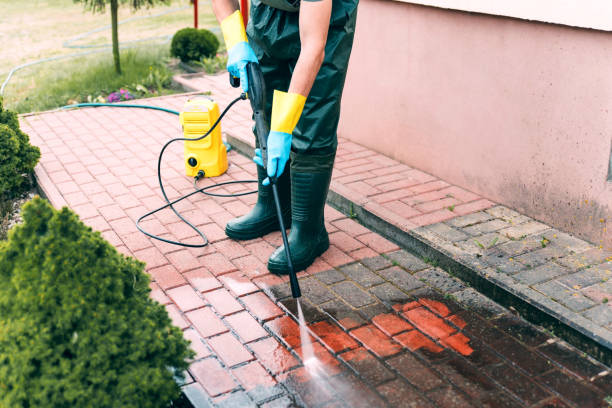 Post-Construction Pressure Washing in White Center, WA